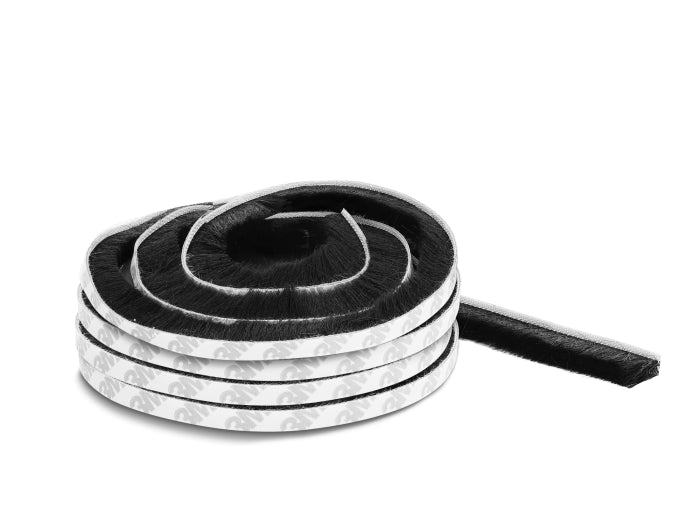 Delock Bürstenstreifen selbstklebend 15 mm - Länge 5 m schwarz