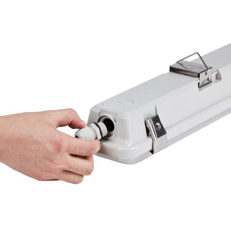 LED-Feuchtraumleuchte                             MISTRALsensor 39W 4000K