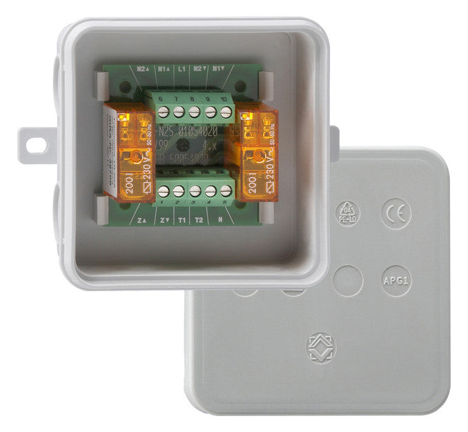 GIRA Trennrelais Jalousie AP 2mot 230V Jalousie 038700 NSTeing NSTeing 4A