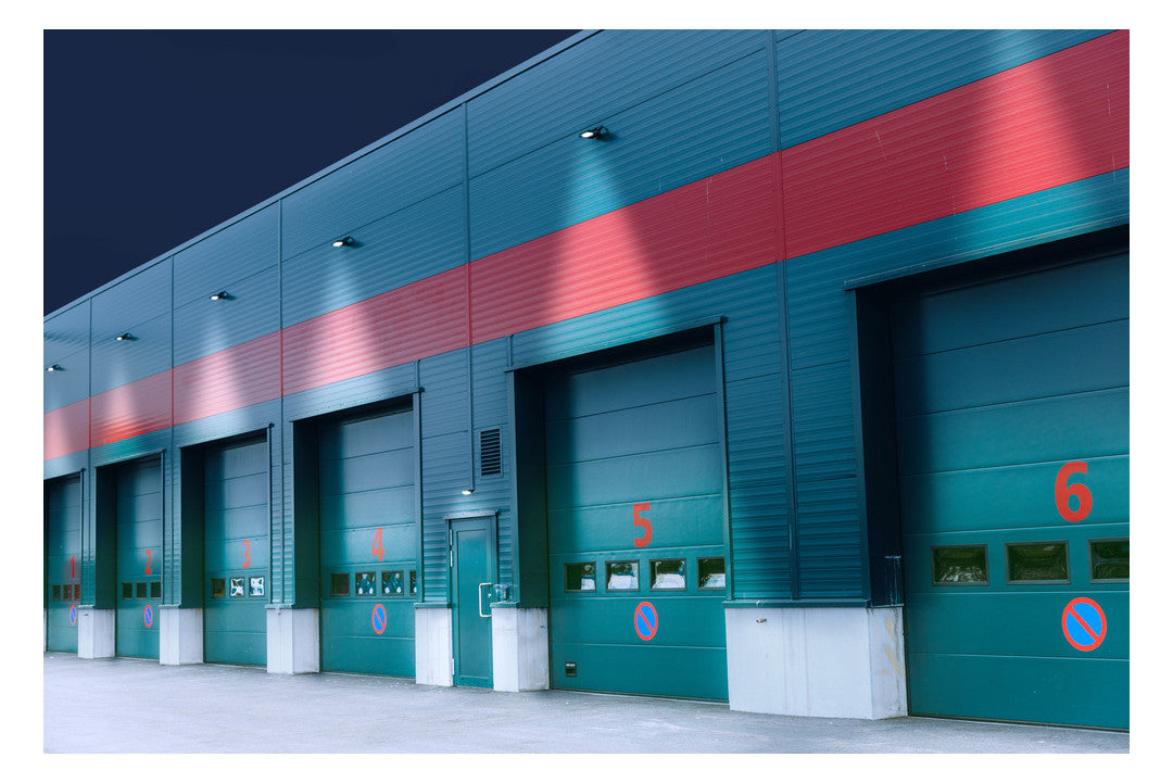 LEDVANCE LED-Anbaustrahler 11-16W EVG sw FL AREA V 16W ML 830 A48X85 BK 1LED ws