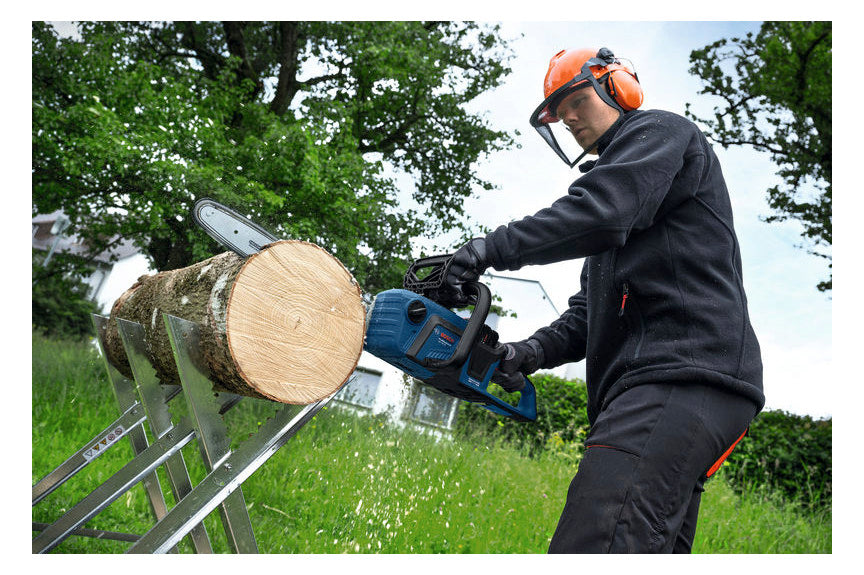 BOSCH-EW Akku-Kettensäge 18V 400mm Professional GKE 18V-40 (solo C)