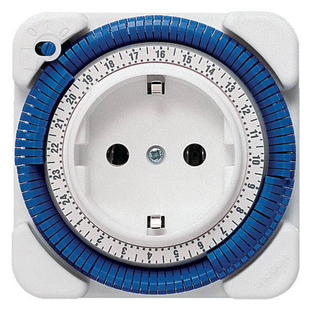 THEBEN Steckdosenschaltuhr IP20 Tage 16A theben-timer 26 analog 230V 15min