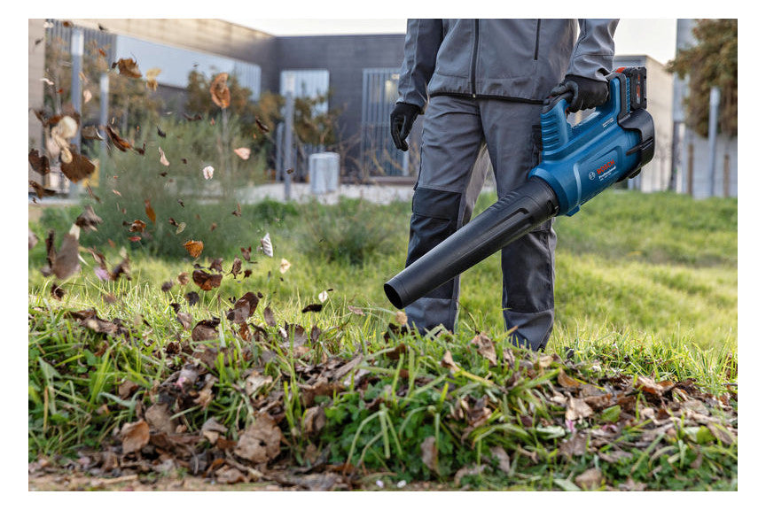 BOSCH-EW Laubbläser 18V 2,8kg/o.Akku Professional GBL 18V-750 solo