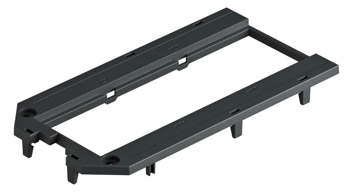 BETTERMANN Abdeckplatte PA 147mm 13fÖffn UT4 P3 sw RM45