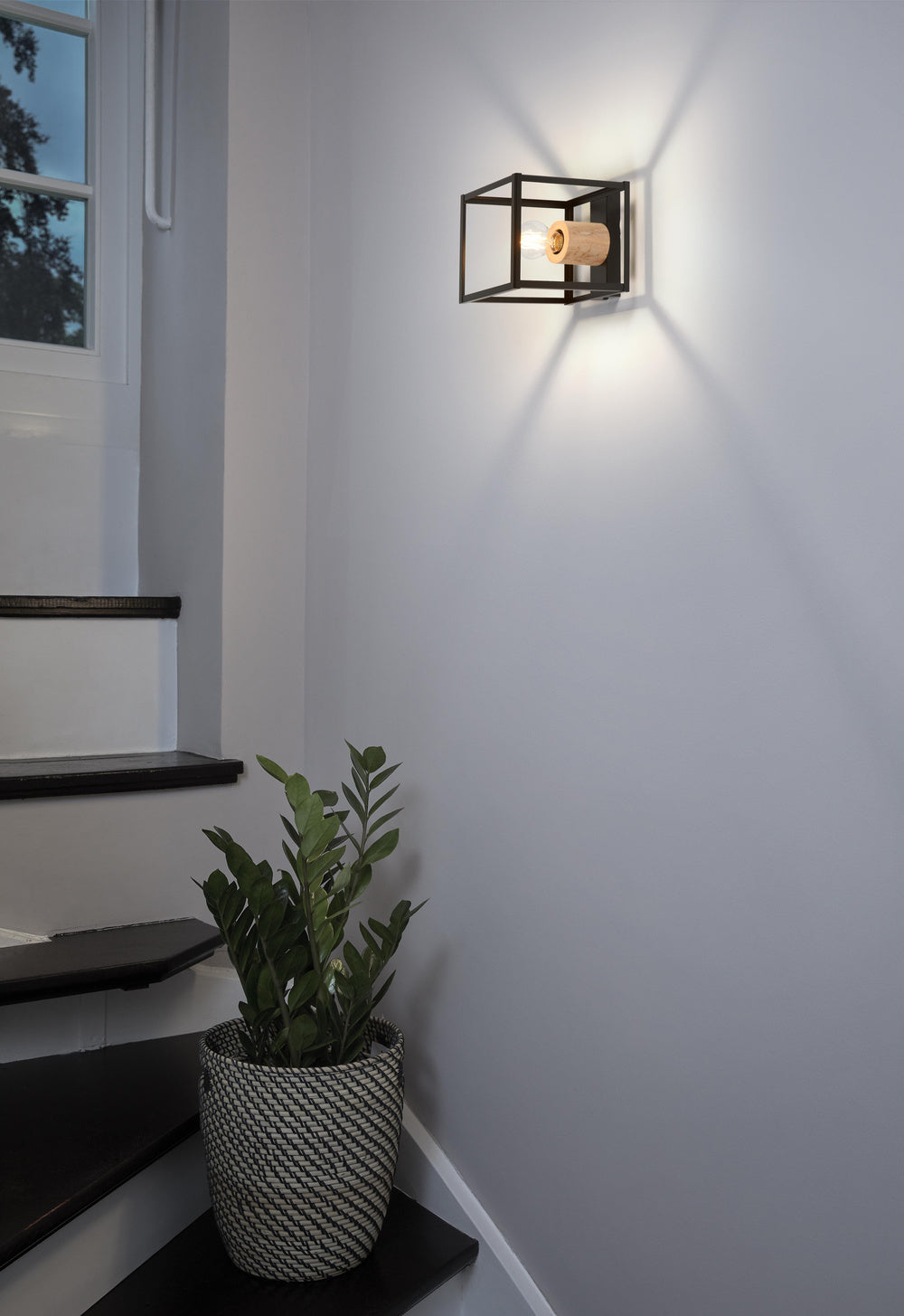 LEDVANCE LED-Wandanbauleuchte 20W sw Decor Nairobi Wall E27