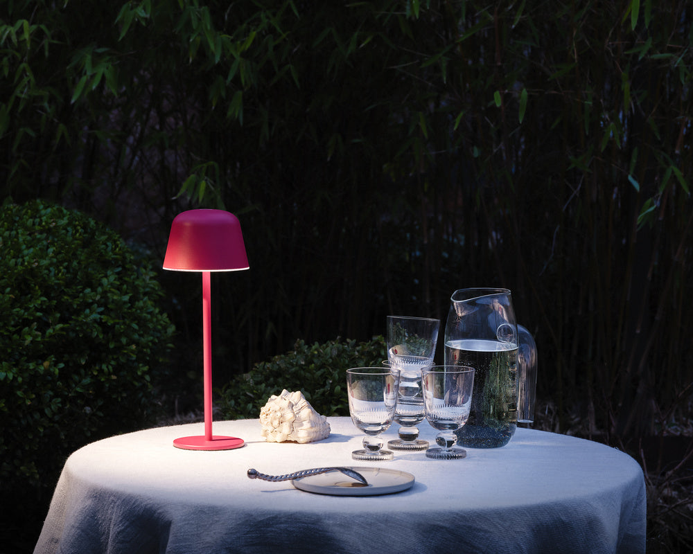 LEDVANCE LED-Tischleuchte 2,5W 200lm rt Endura Style Table CCT USB Magenta 2700-