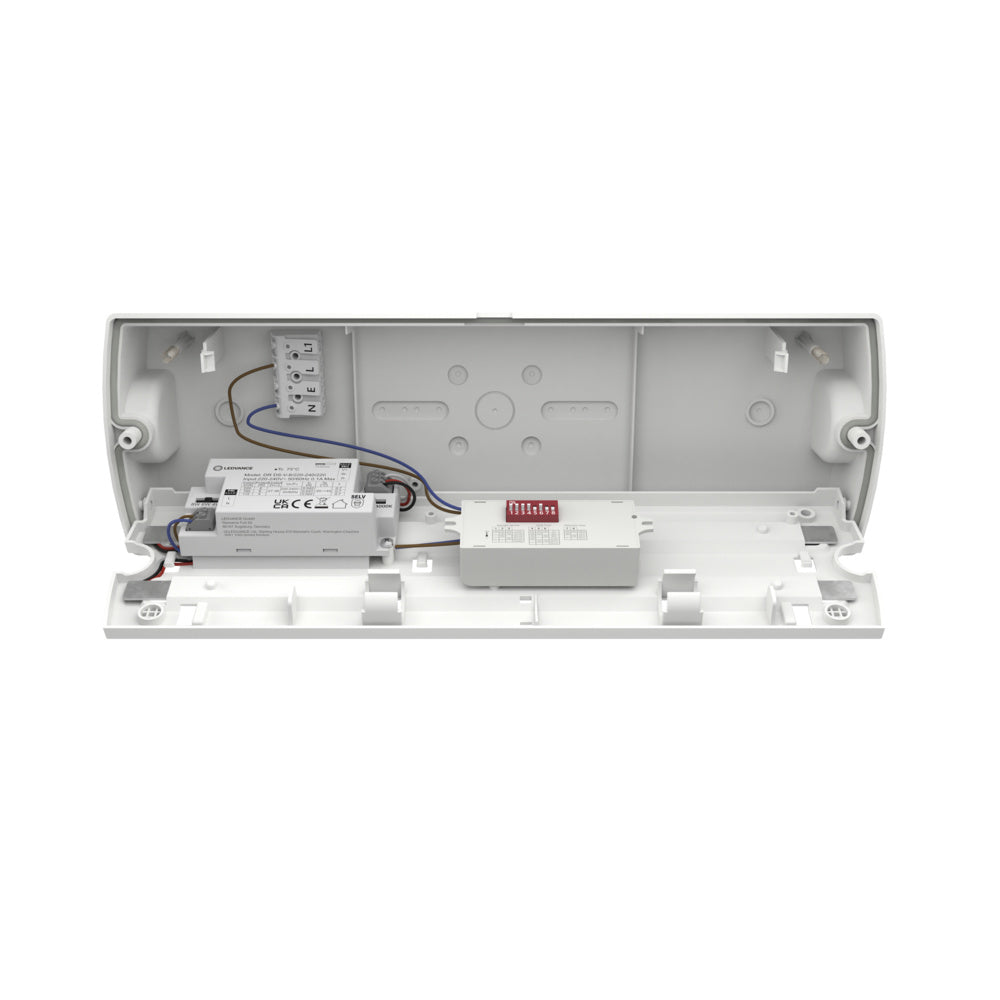 LEDVANCE LED-Wannenleuchte 9W 3000K ws BLKH COMP RC SEN V 8W CPS IP65 WT 840lm