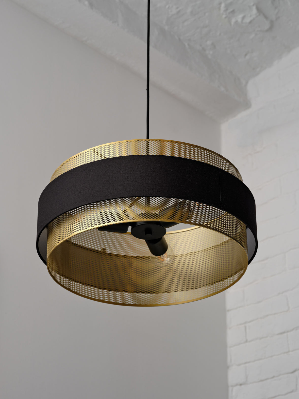 LEDVANCE LED-Pendelleuchte 3LEDs sw E27 Decor Hornet Pendant 3XE27 Black sym