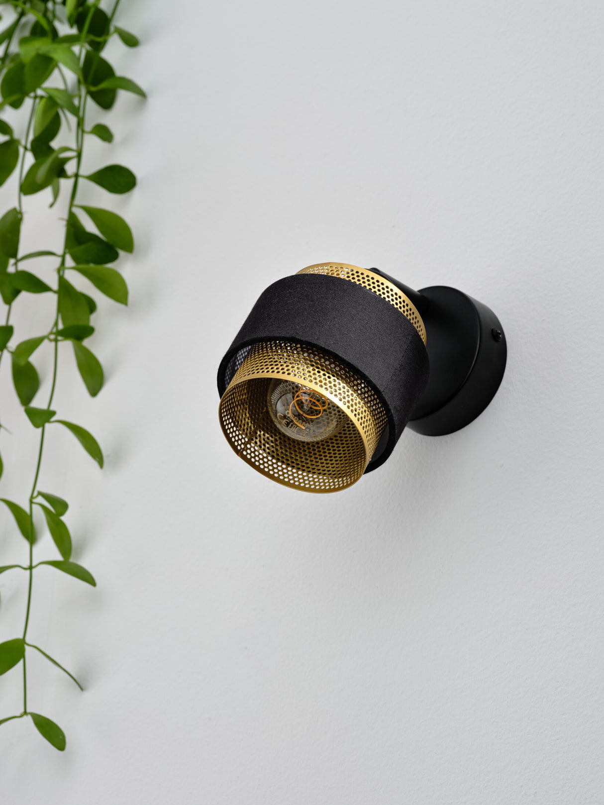 LEDVANCE LED-Anbauleuchte 2,8W 2700K sw Decor Spot Hornet 1X2.8W 827 E14 Bl