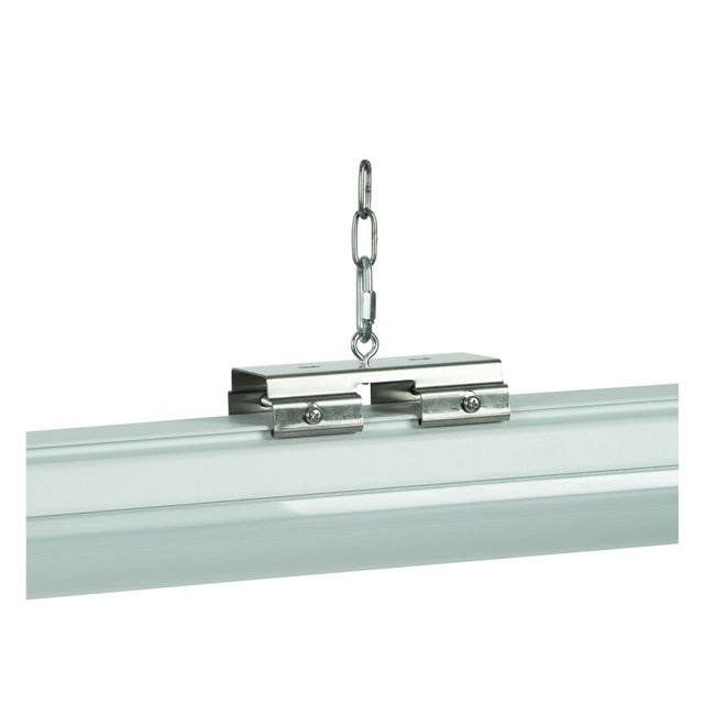 https://desk.syncspider.com/media/3886582/dotlux-ballwurfsicheres-abhaengeset-fuer-led-hallenbeleuchtung-hallprotect.jpg