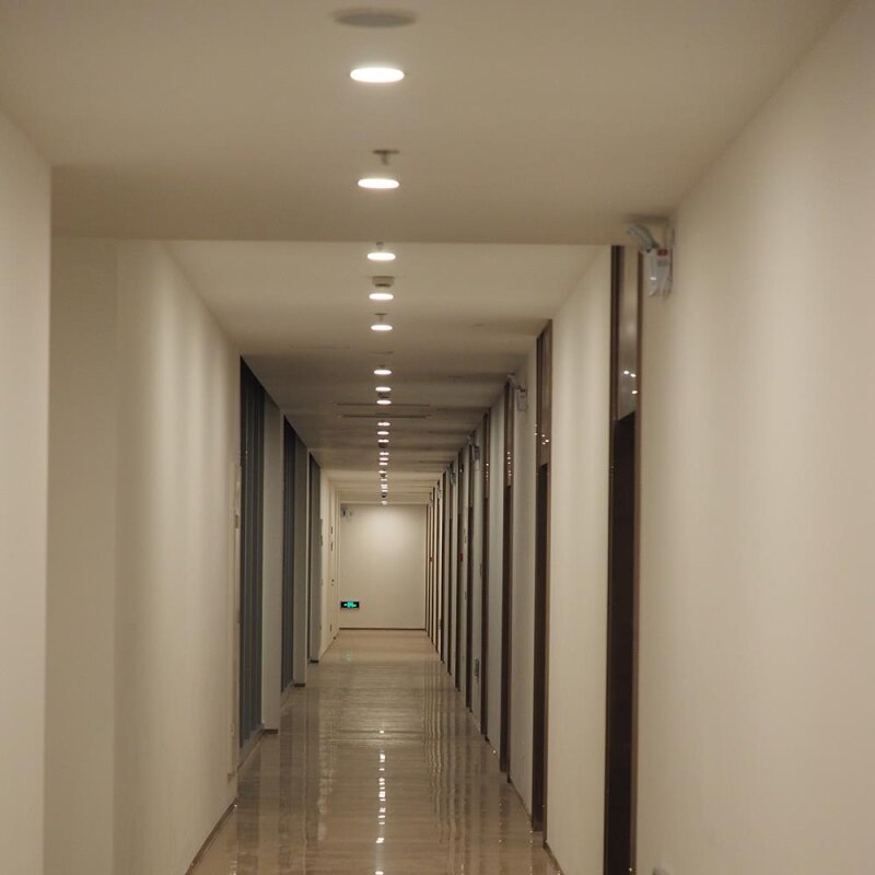 https://desk.syncspider.com/media/3888558/dotlux-led-downlight-unisizeplus-sensor-18w-colorselect~4.jpg
