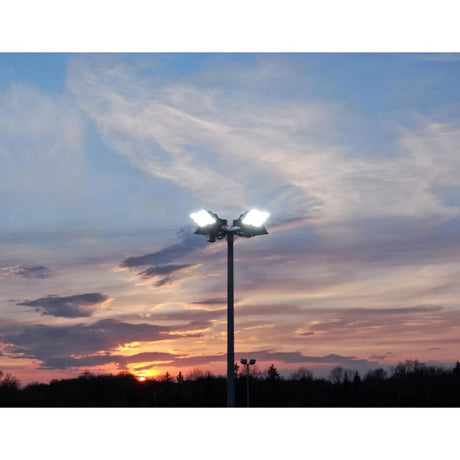 https://desk.syncspider.com/media/3887036/dotlux-led-fluter-hlfplus-800w-5000k-1-10v-dimmbar-45-abstrahlwinkel~2.jpg