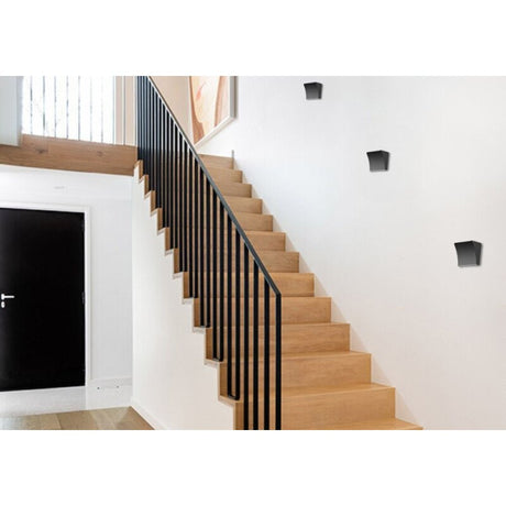 https://desk.syncspider.com/media/3888049/dotlux-led-innenwandleuchte-flame-8w-3000k-schwarz~2.jpg