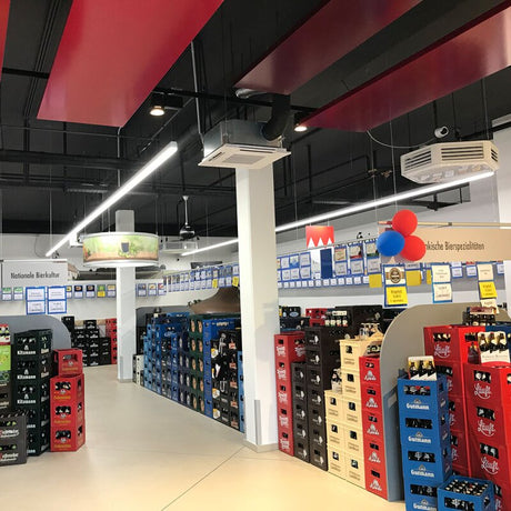 https://desk.syncspider.com/media/4240054/dotlux-led-lichtbandsystem-lineaclick-50w-5000k-engstrahlend-dimmbar-dali-made-in-germany~5.jpg