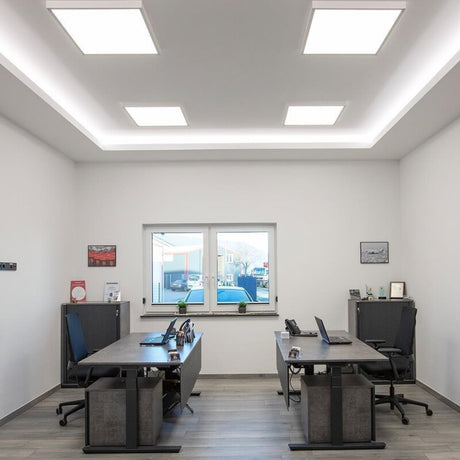 https://desk.syncspider.com/media/3886106/dotlux-led-panel-flatugr-620x620mm-38w-ugr19-colorselect~3.jpg