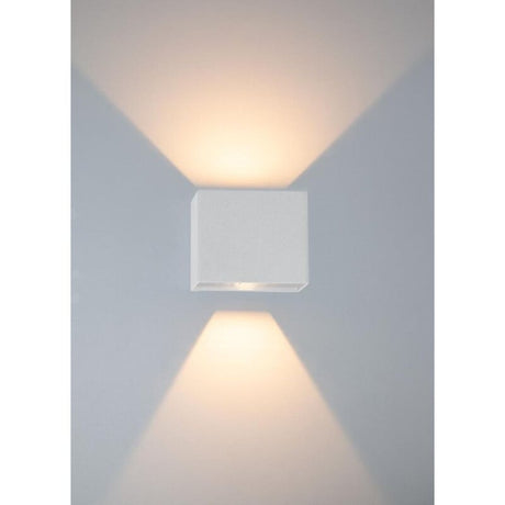 https://desk.syncspider.com/media/4240084/dotlux-led-wandleuchte-beamo-10w-3000k-weiss~6.jpg