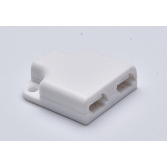 https://desk.syncspider.com/media/3884639/dotlux-verteilerbuchse-1-eingang-2-ausgaenge-fuer-art-nr-3783.jpg