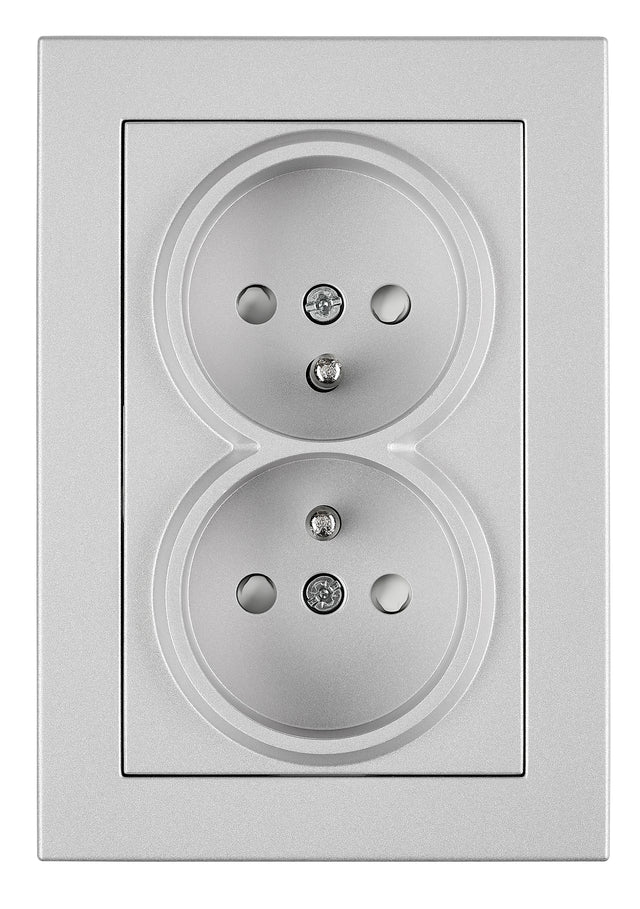 Doppelsteckdose mit Erdungsstifte, Schraubklemmen, Silber