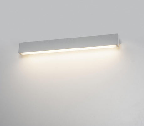 L-LINE 60 LED,IP44,3000K,820lm,silber