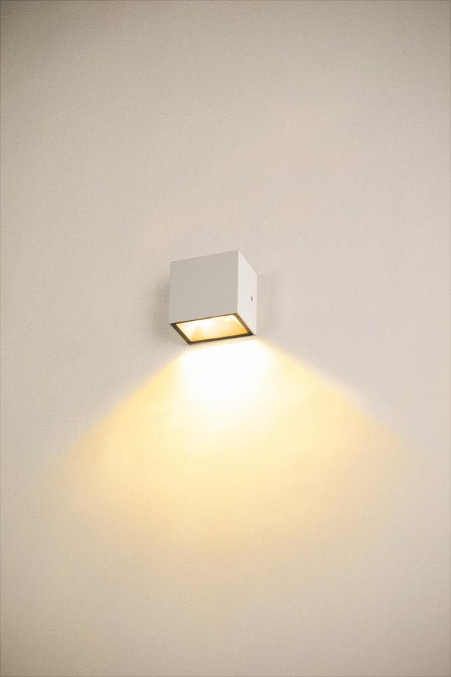 SITRA S WL 6,2W 580/620lm 3000K IP44 weiß