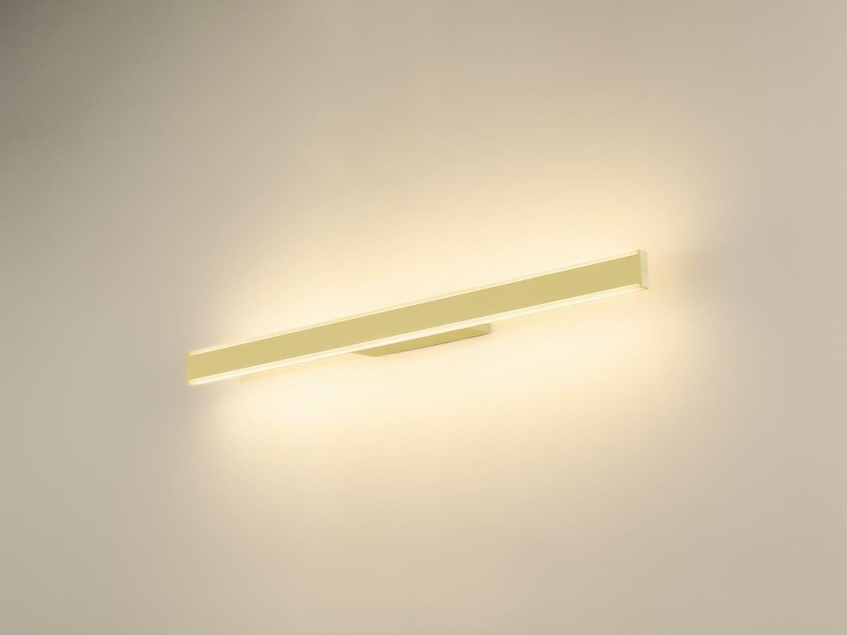 ONE LINEAR 70 wall-mounted lightUPDOWN 2700/3000K ws/messing