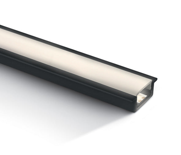 7902R/B SCHWARZ EINBAU PROFIL 2m + PC opal Abdeckung