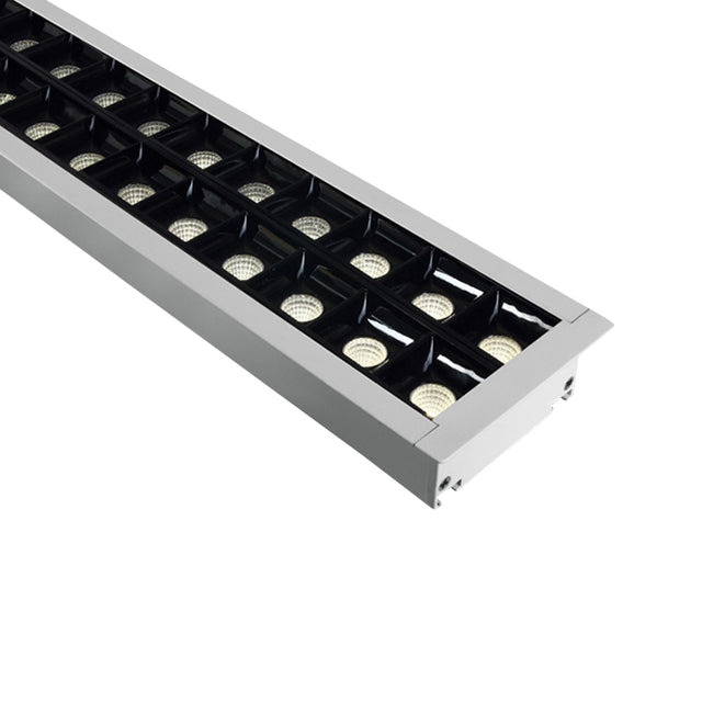 38150BR/W/C WEISS EINBAU 96x SPOTS UGR17 40W CW 1300mm 34°