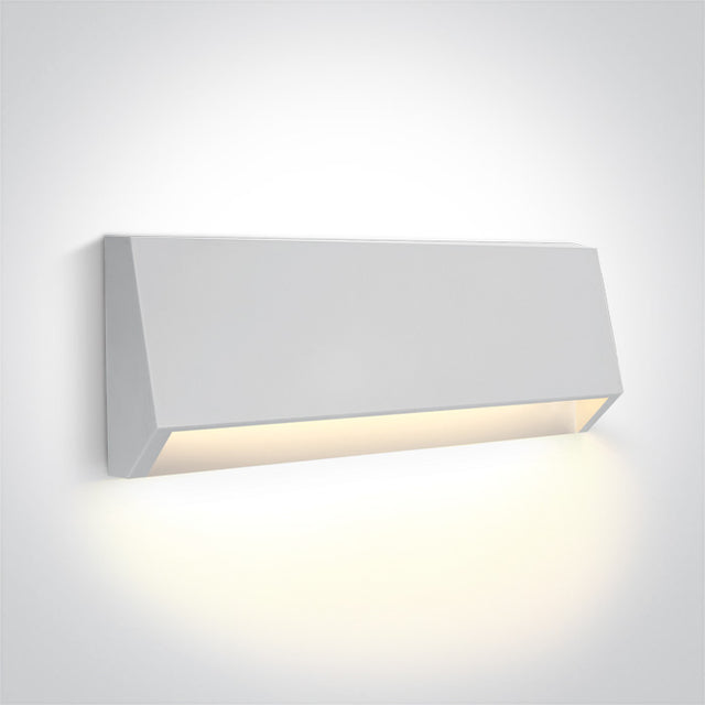 67386C/W/V WEISS WALL LIGHT 4W CCTV DARK LIGHT IP65 230V