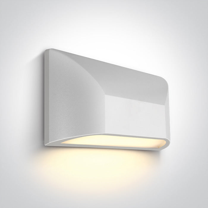 67396/W/V WEISS WALL LIGHT 6W CCTV IP65 230V