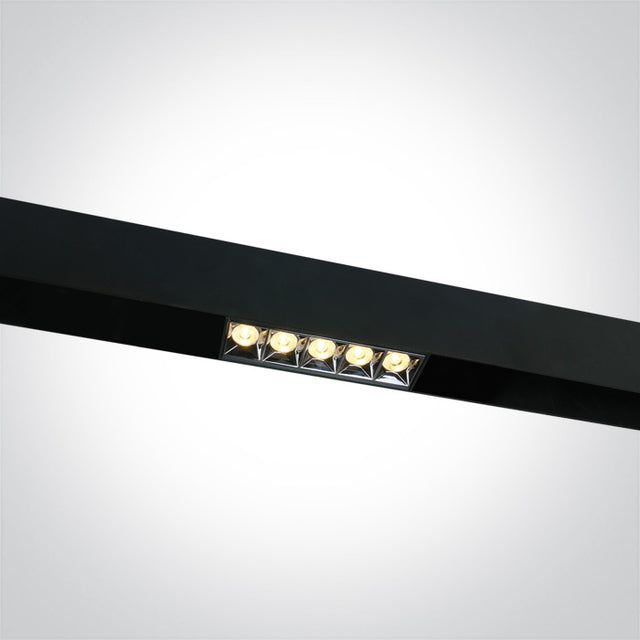 42102A/B/V SCHWARZ 12W CCTV 48V IP20 MAXI