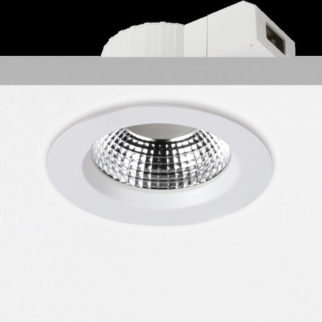 Downlight Actor XS 5,5/8W 830/840 115lm/W, IP54, Ø-123mm, WS