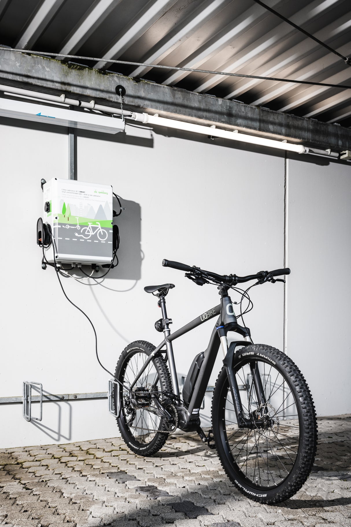 SPELSBERG E-Bike Ladestation Kst IP54 BCS Pure BOSCH 2